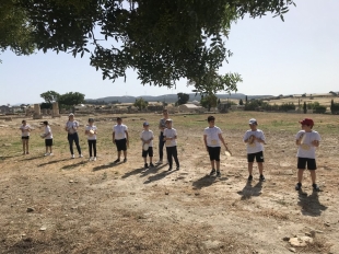 Δίνουμε ρυθμό στη γιορτή της θεάς!  «Οικογένειες στα χνάρια της θεάς Αφροδίτης» Τοπικό Αρχαιολογικό Μουσείο Παλαιπάφου και  Αρχαιολογικός Χώρος Κουκλιών, 17.5.2019